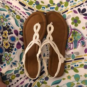Xappeal size 7 white sandals!